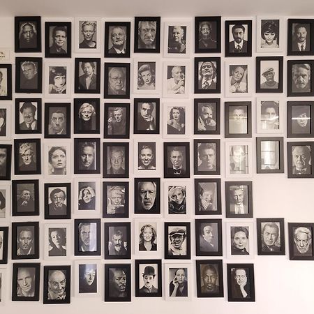 The Actors Studio Tirana Esterno foto